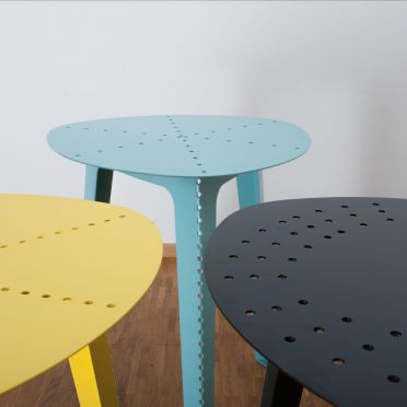 hule - pimm stolik czarny niebieski żółty